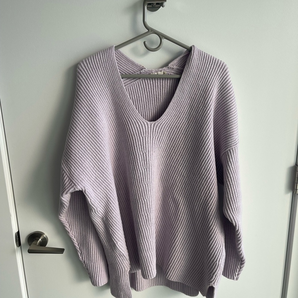 6397 Lavender V-Neck Women's Sweater
